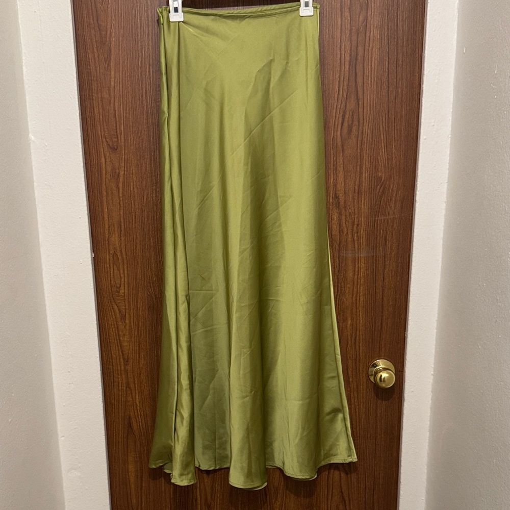 Elegant Olive Green Maxi Skirt